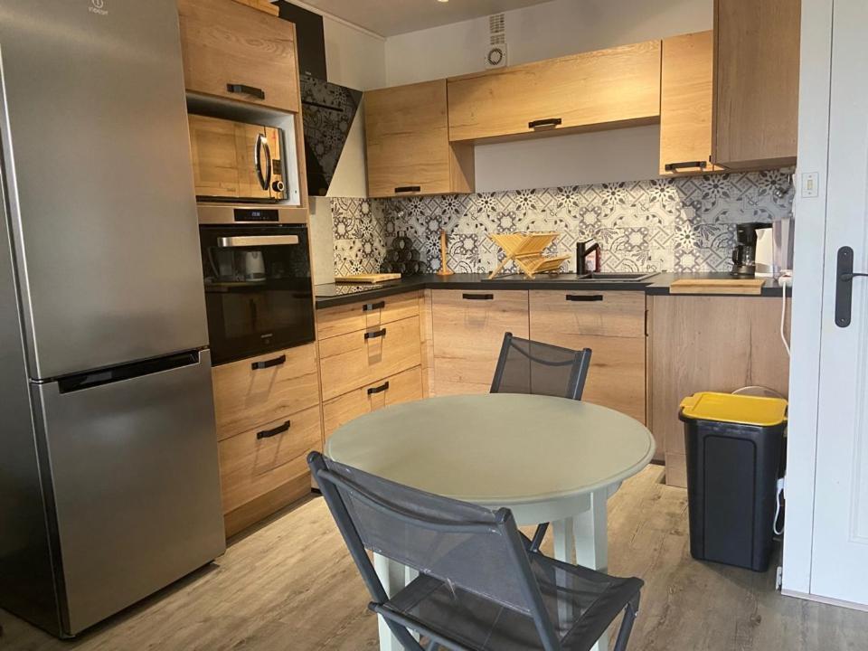 Superbe Appartement De 41M2 Refait A Neuf Σαιν-Ζαν-ντε-Μον Εξωτερικό φωτογραφία